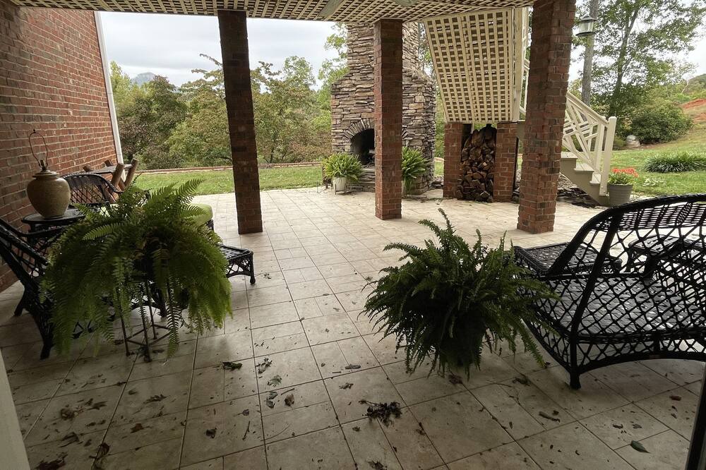 Photo of Patio Balcony in Pinnacle