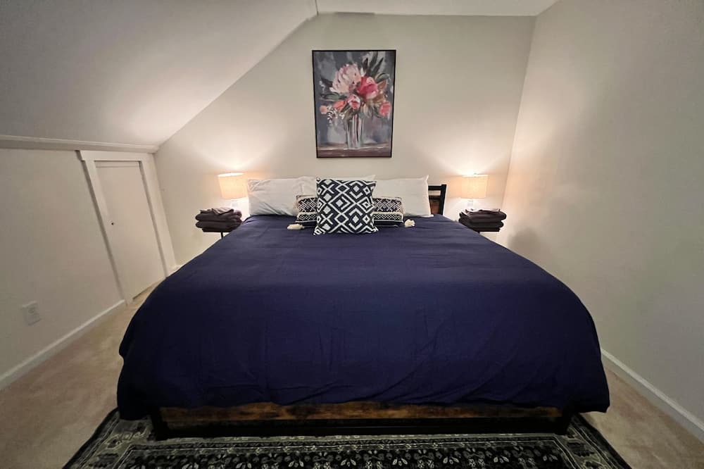 Photo of Bedroom in Northwest Raleigh