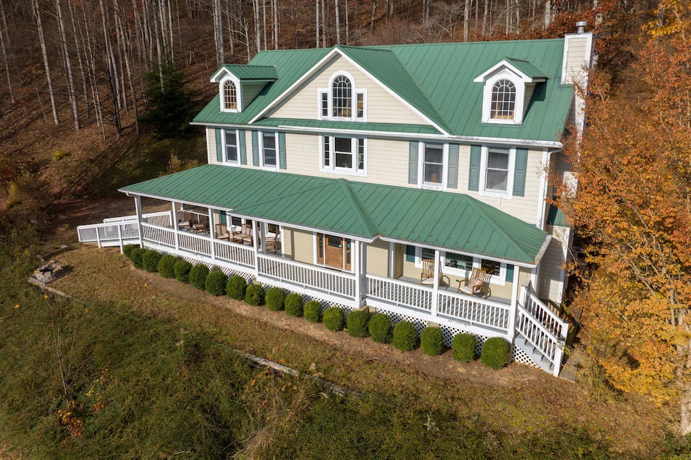 Photo of Outdoor in Barnardsville