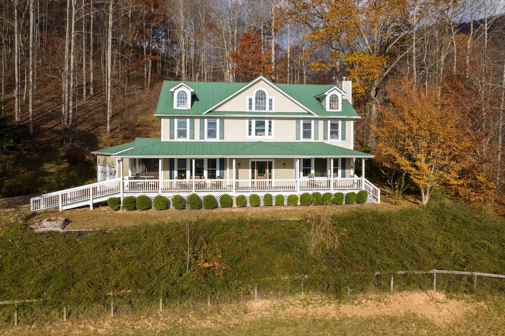 Photo of Outdoor in Barnardsville