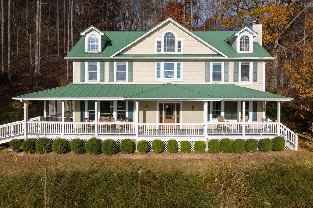 Photo of Outdoor in Barnardsville