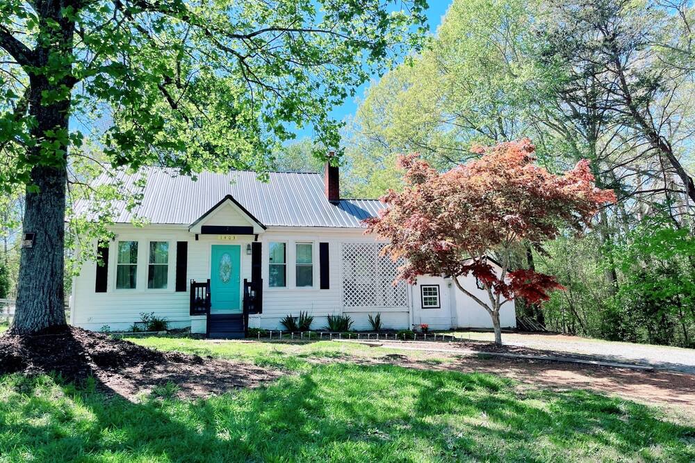 Photo of Outdoor in Hickory