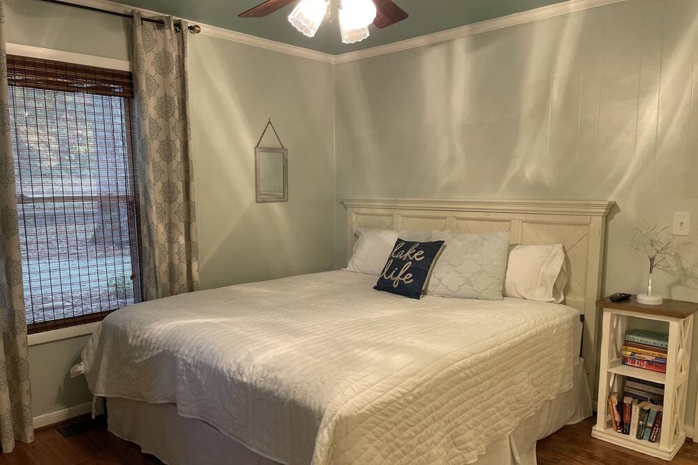 Photo of Bedroom in Norwood