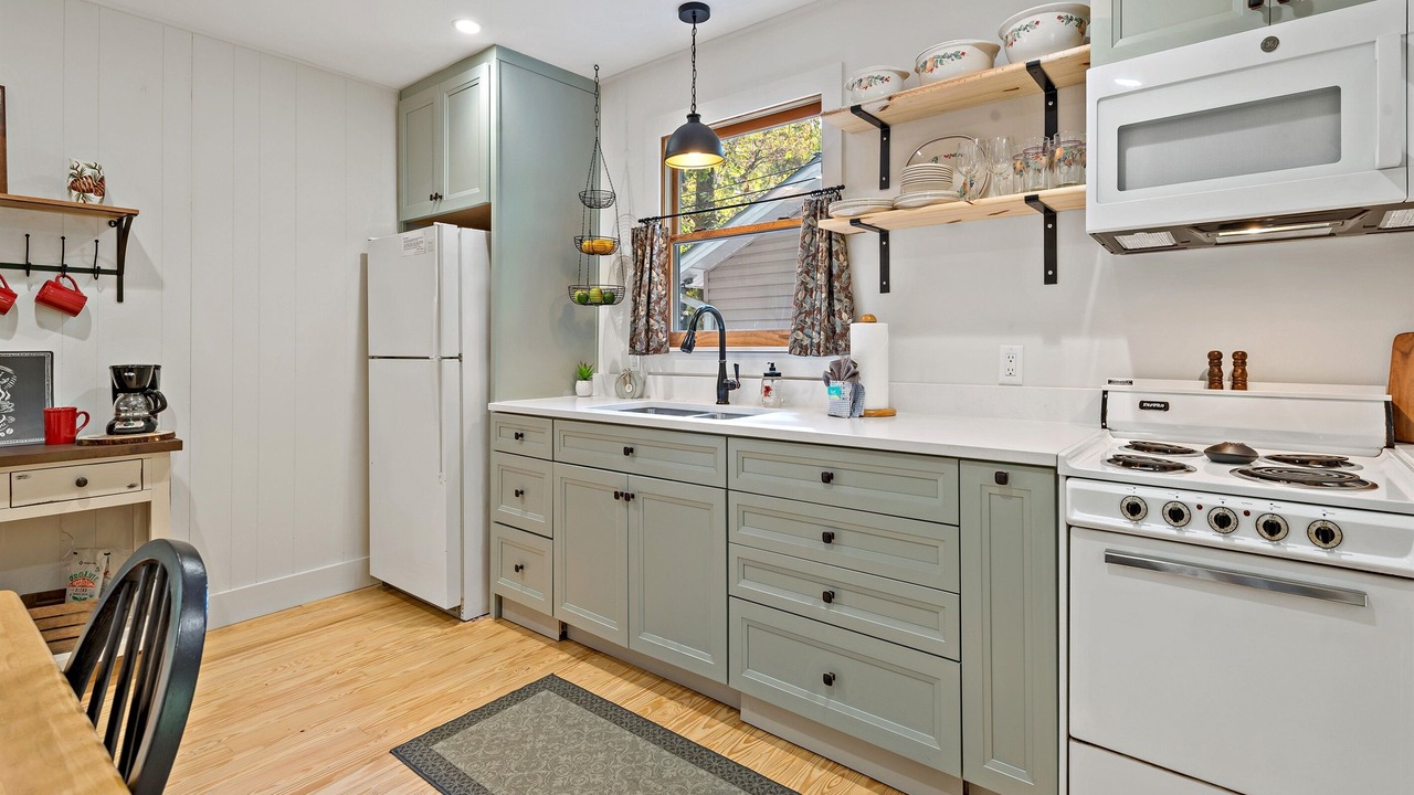 Photo of Kitchen in Bat Cave
