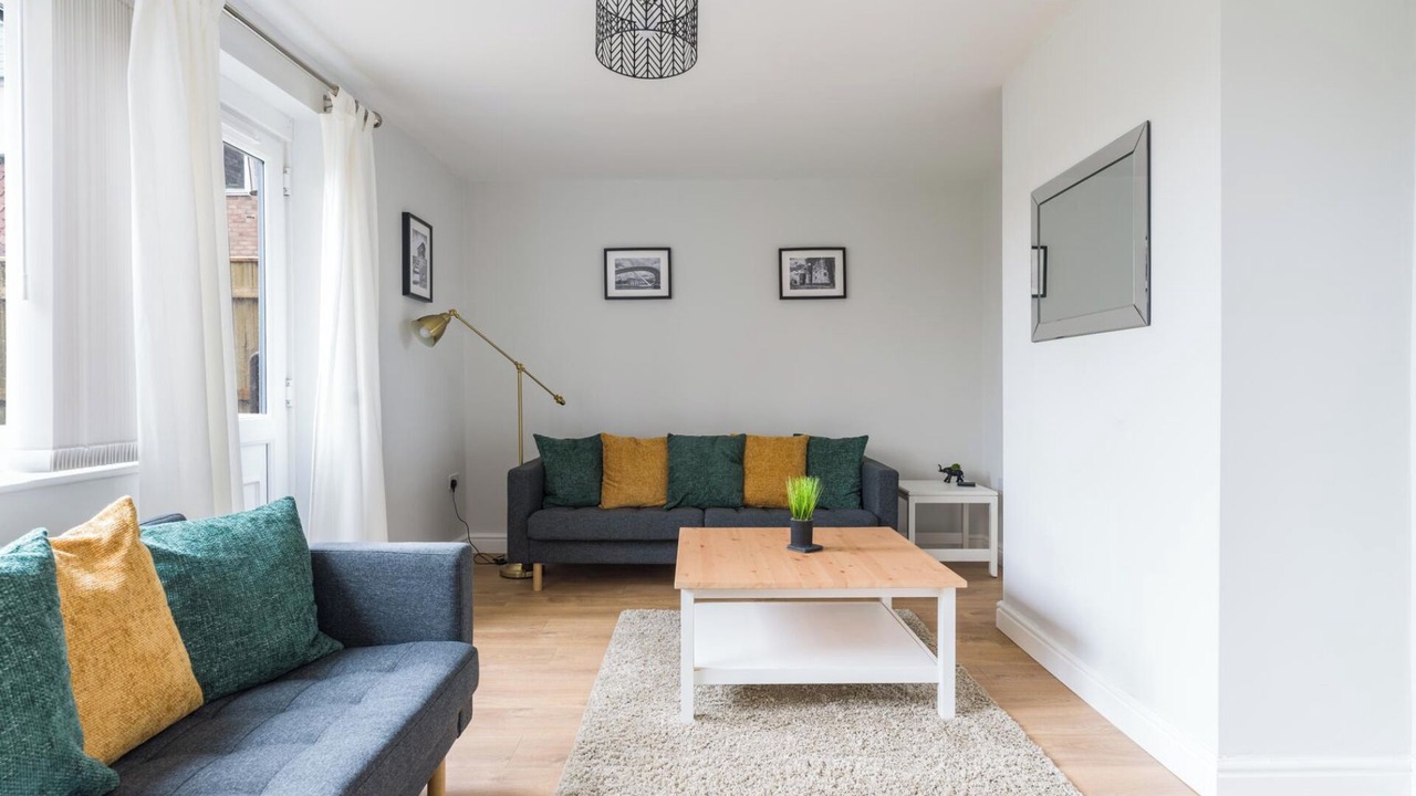 Photo of Livingroom in Newcastle-upon-Tyne