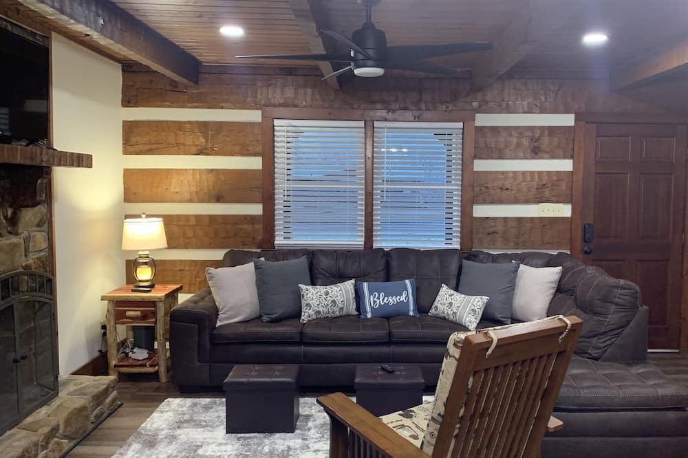 Photo of Livingroom in Arlington