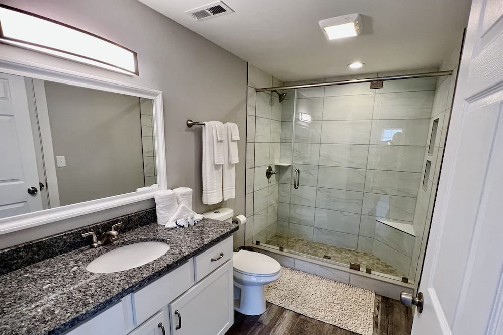Photo of Bathroom in West Side Historic District