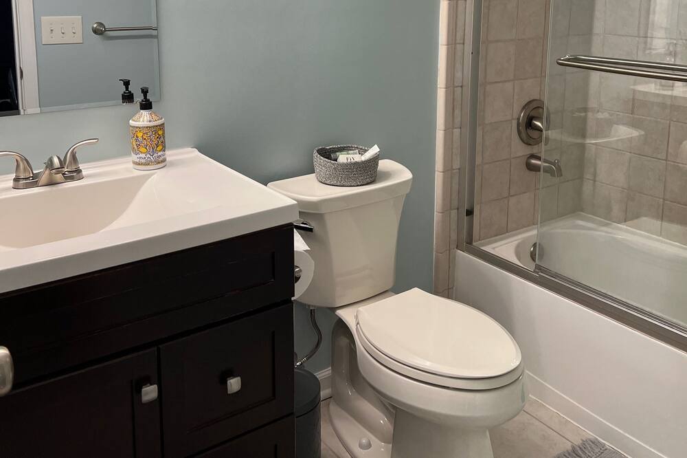Photo of Bathroom in Olivia