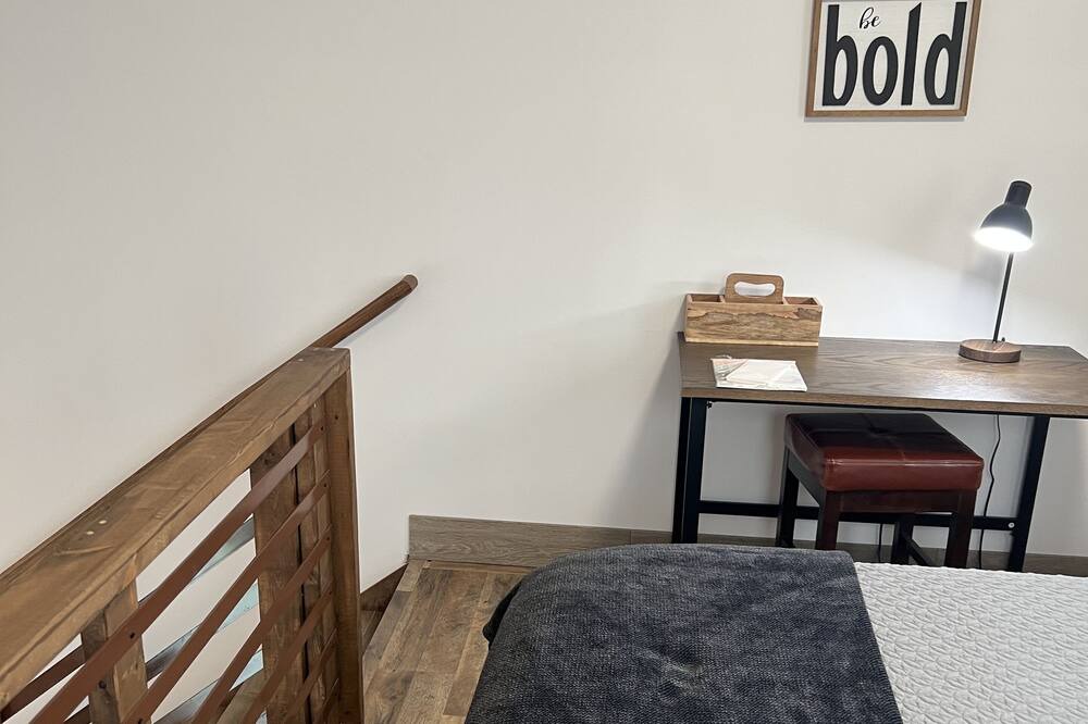 Photo of Bedroom in Hickory