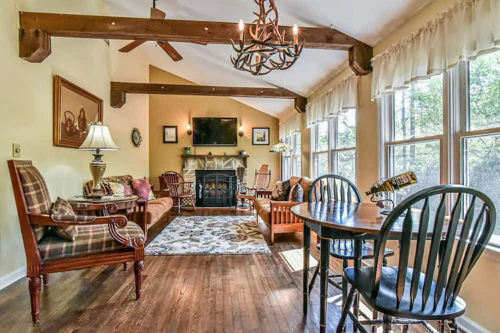 Photo of Livingroom in Gerton