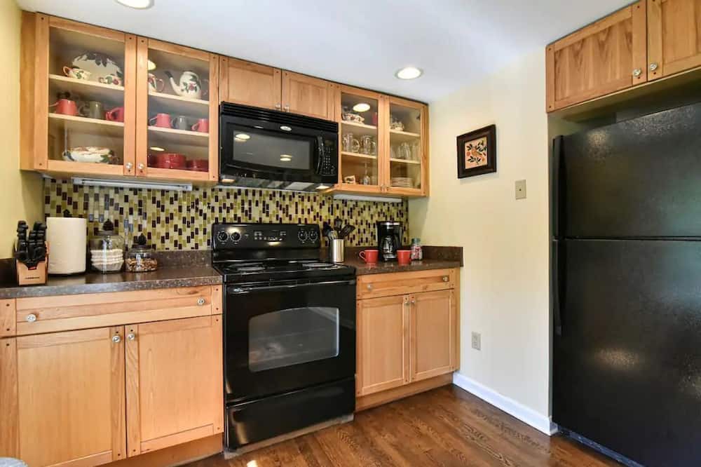 Photo of Kitchen in Gerton