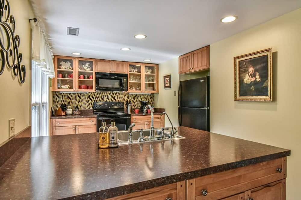 Photo of Kitchen in Gerton