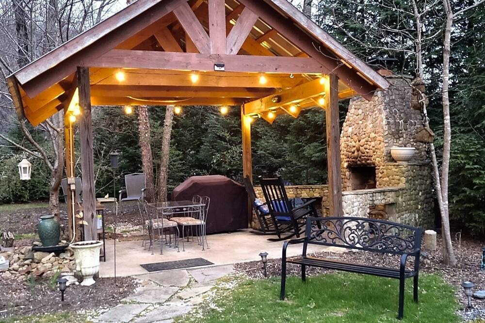 Photo of Patio Balcony in Gerton