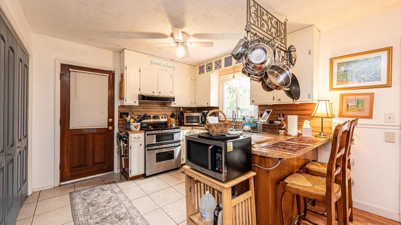 Photo of Kitchen in Hickory