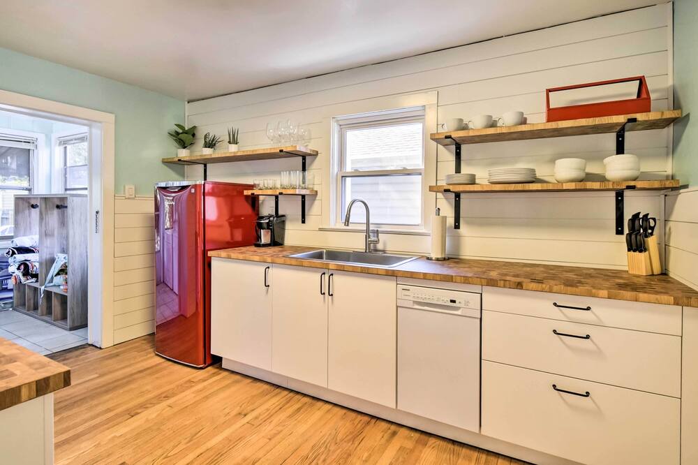 Photo of Kitchen in East Ocean View