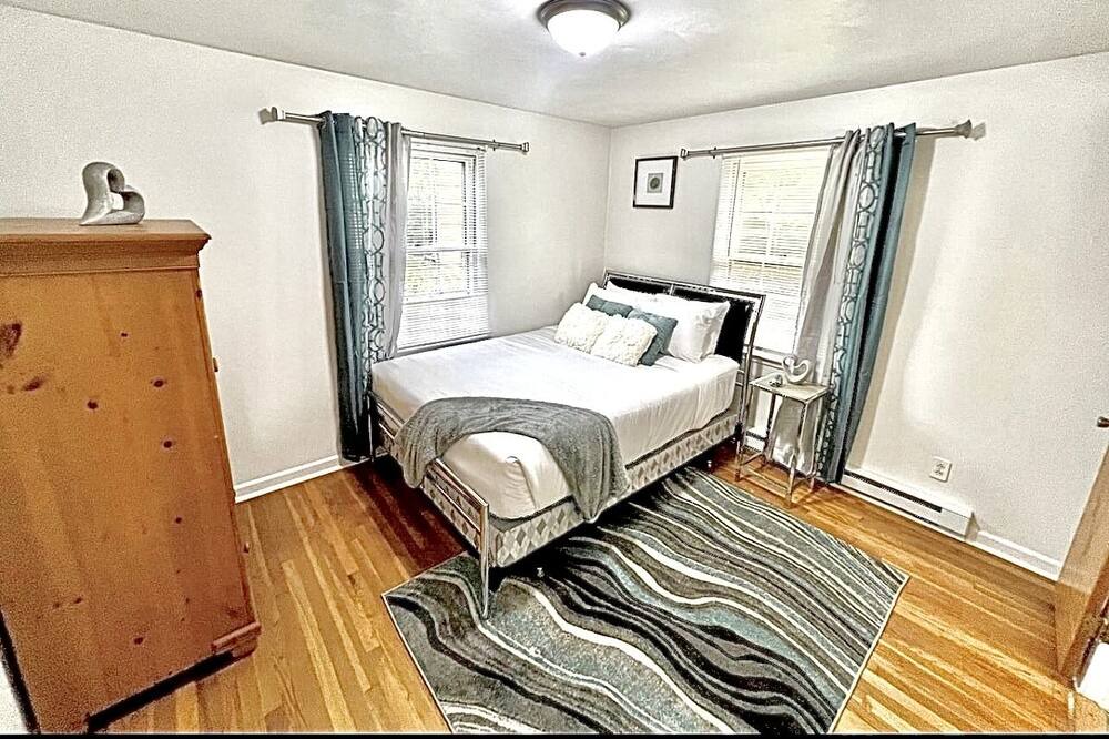 Photo of Bedroom in Portsmouth