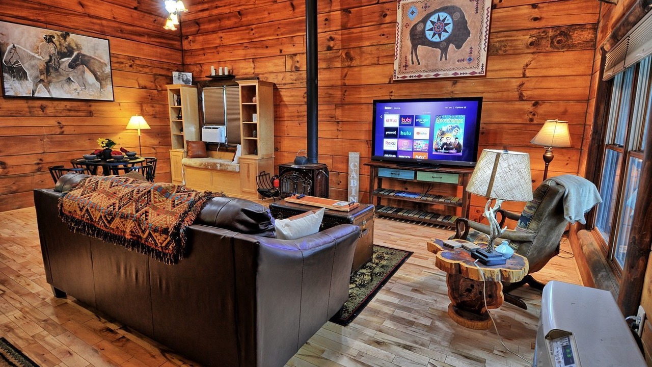 Photo of Livingroom in Creston