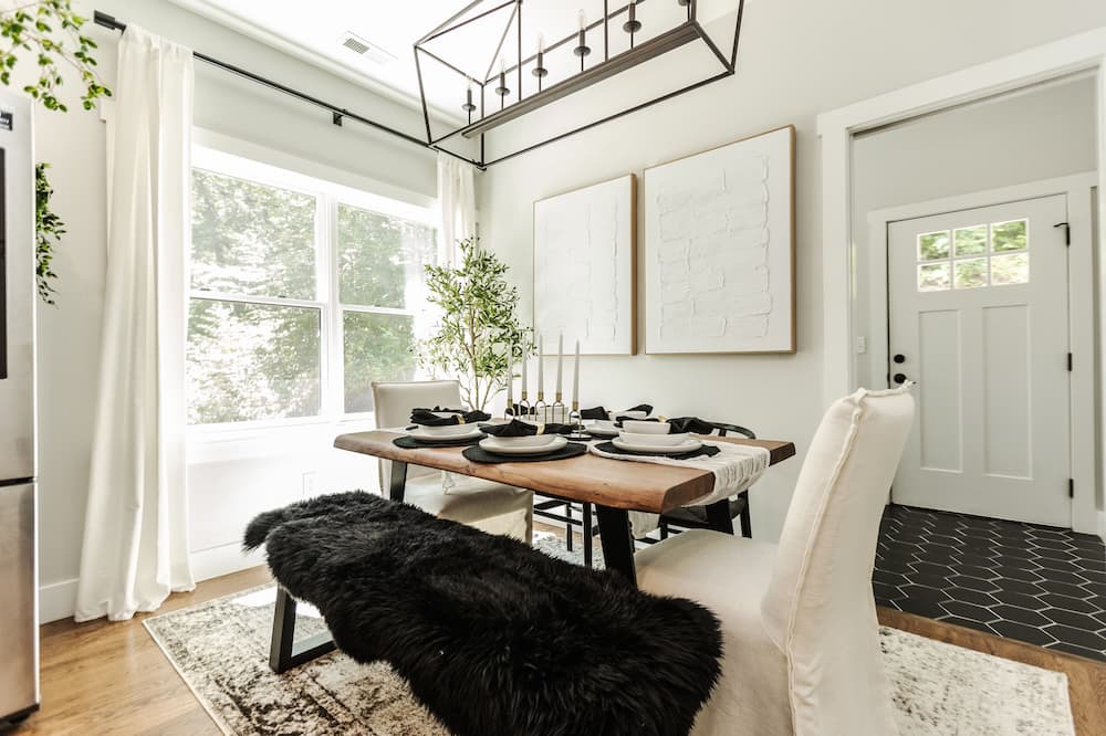 Photo of Bedroom in Swannanoa