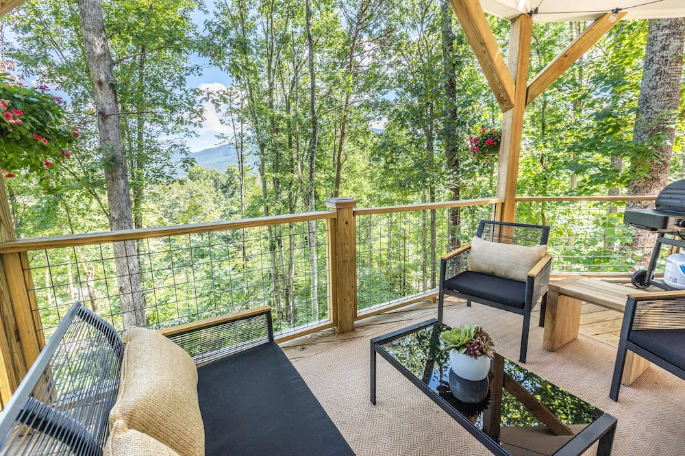 Photo of Outdoor in Swannanoa