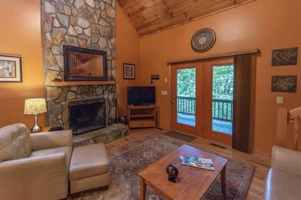 Photo of Bedroom in Piney Creek