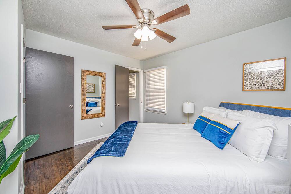 Photo of Bedroom in South View
