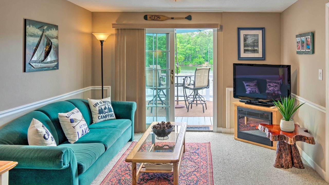 Photo of Livingroom in Northlakes