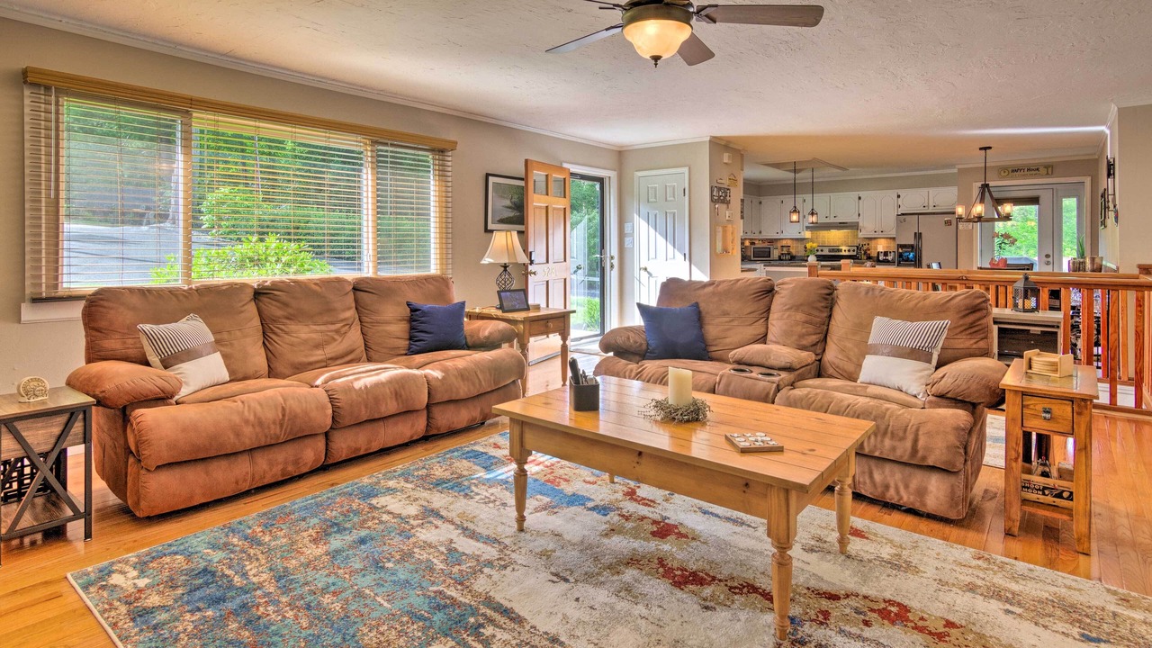 Photo of Livingroom in Northlakes