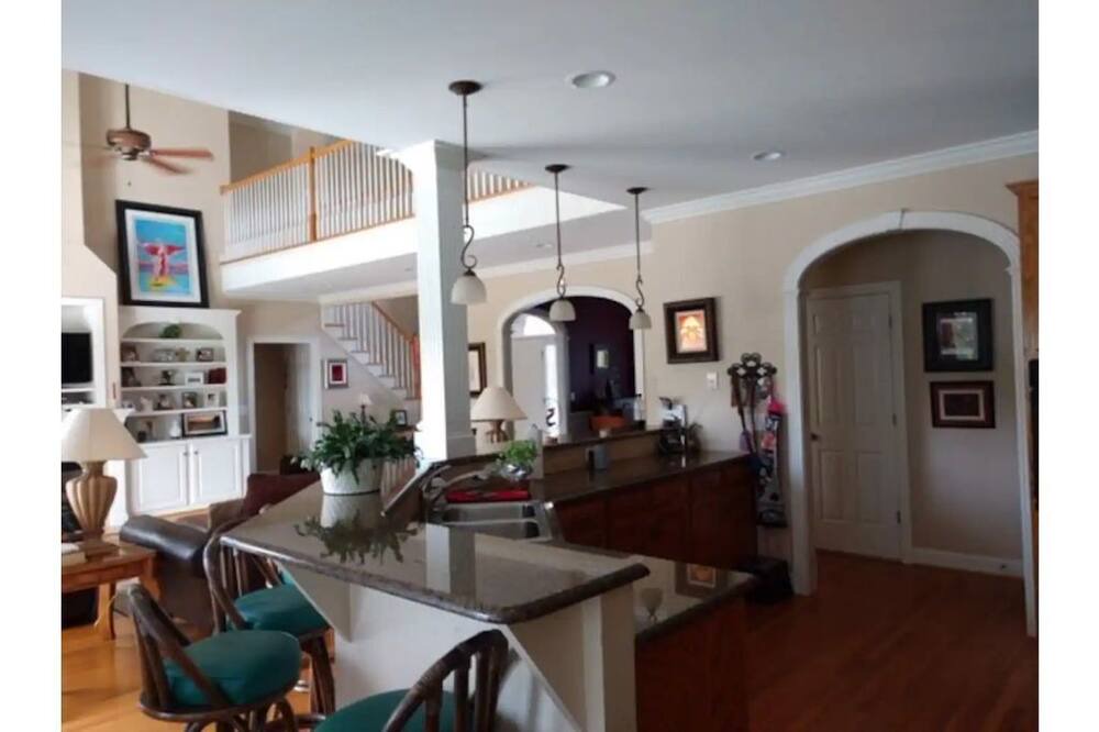 Photo of Kitchen in Summerfield