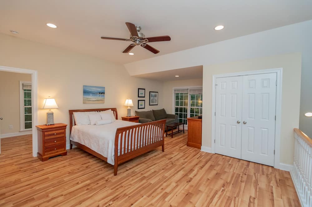 Photo of Bedroom in Macon