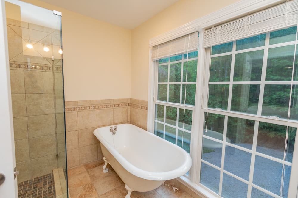 Photo of Bathroom in Macon