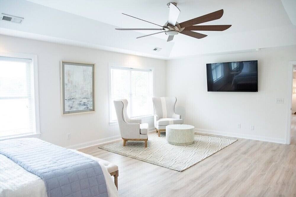 Photo of Bedroom in Roxboro