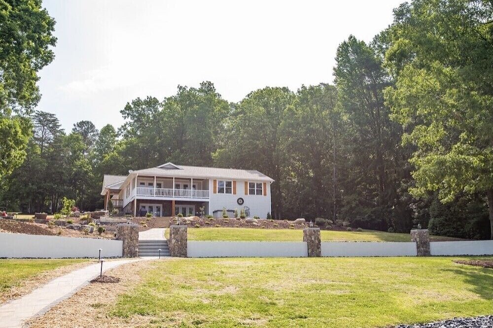 Photo of Others in Roxboro