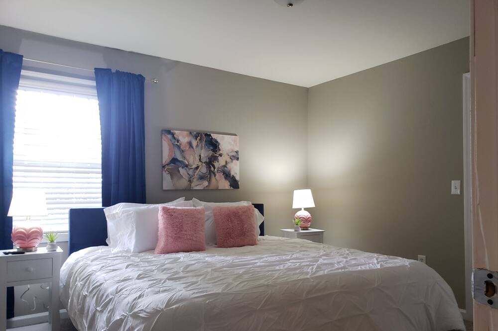 Photo of Bedroom in Greensboro