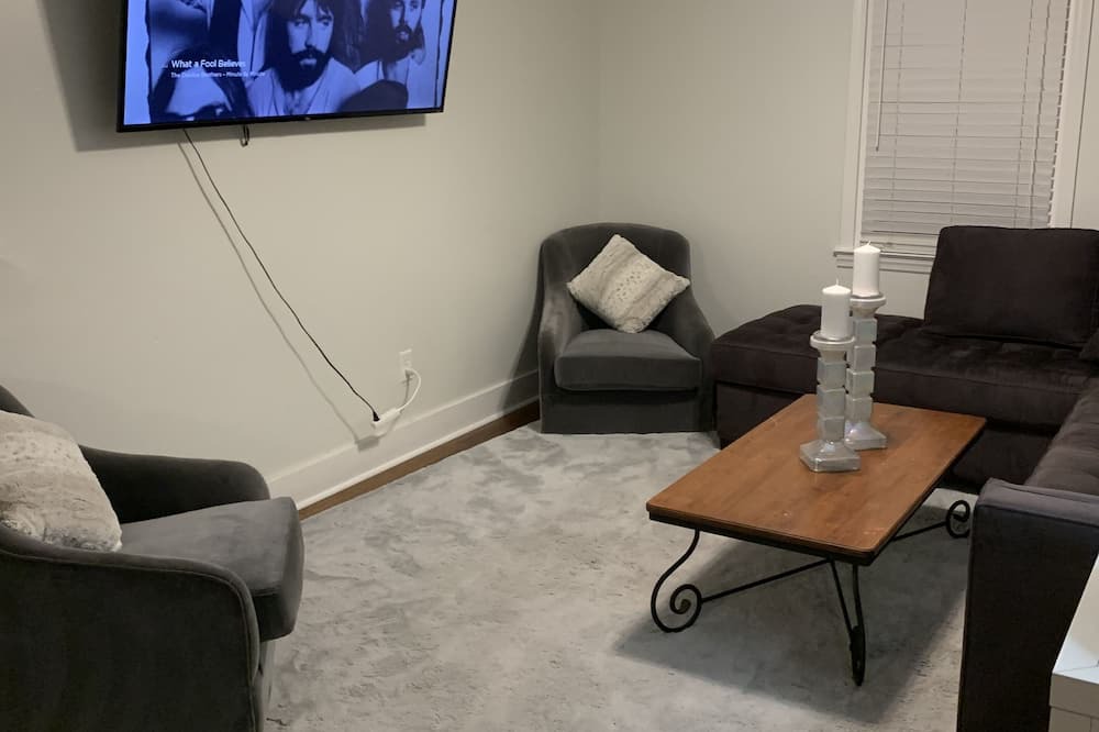 Photo of Livingroom in East Bend