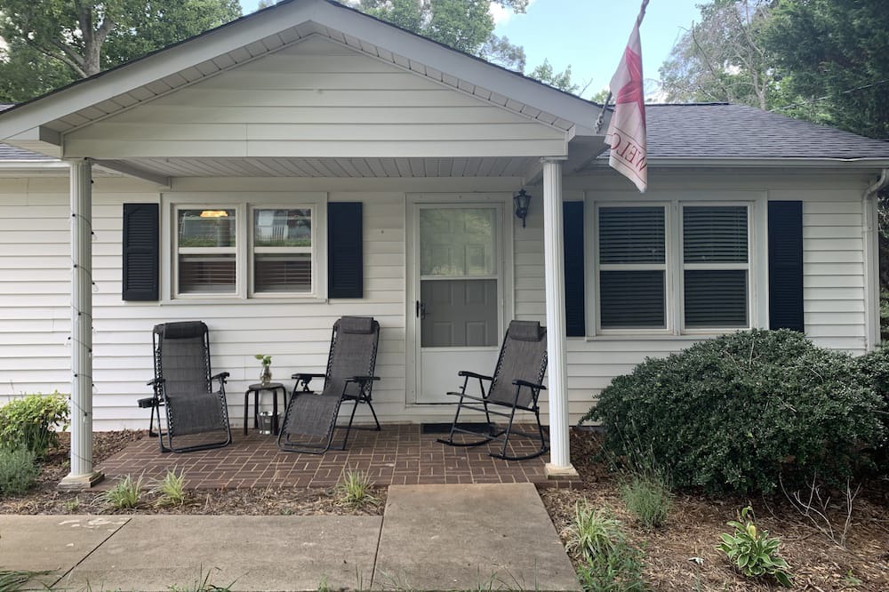 Photo of Bedroom in East Bend