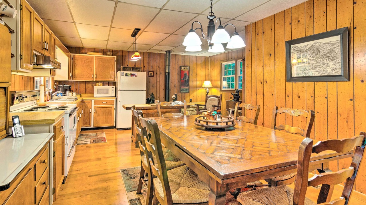Photo of Kitchen in Linville Falls