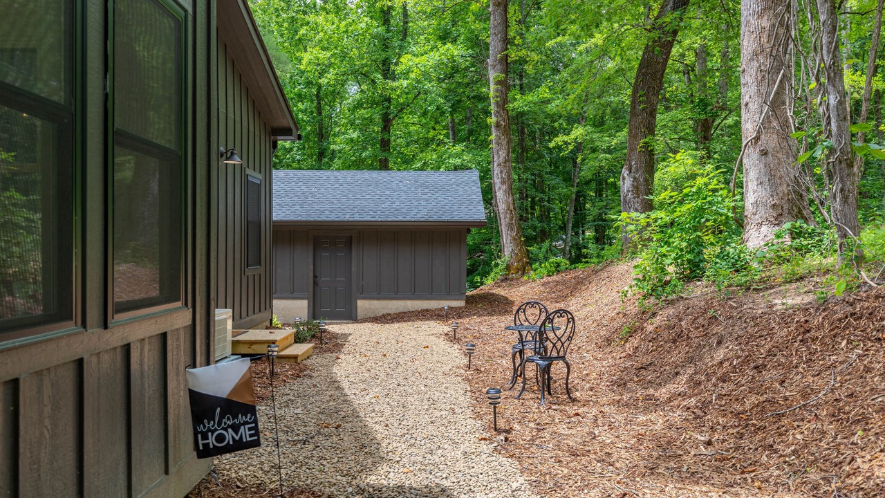 Photo of Outdoor in Frank