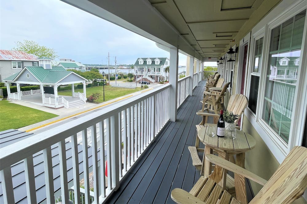 Photo of Patio Balcony in Swansboro