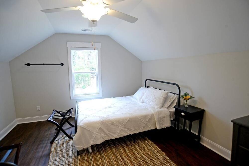 Photo of Bedroom in Pinehurst