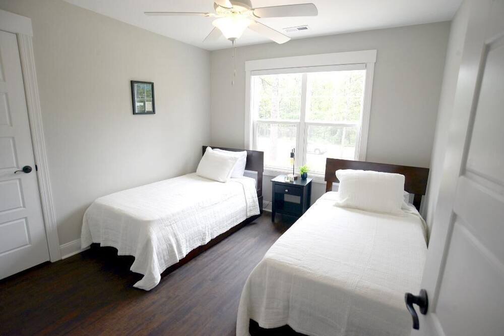 Photo of Bedroom in Pinehurst