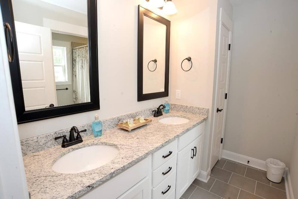 Photo of Bathroom in Pinehurst