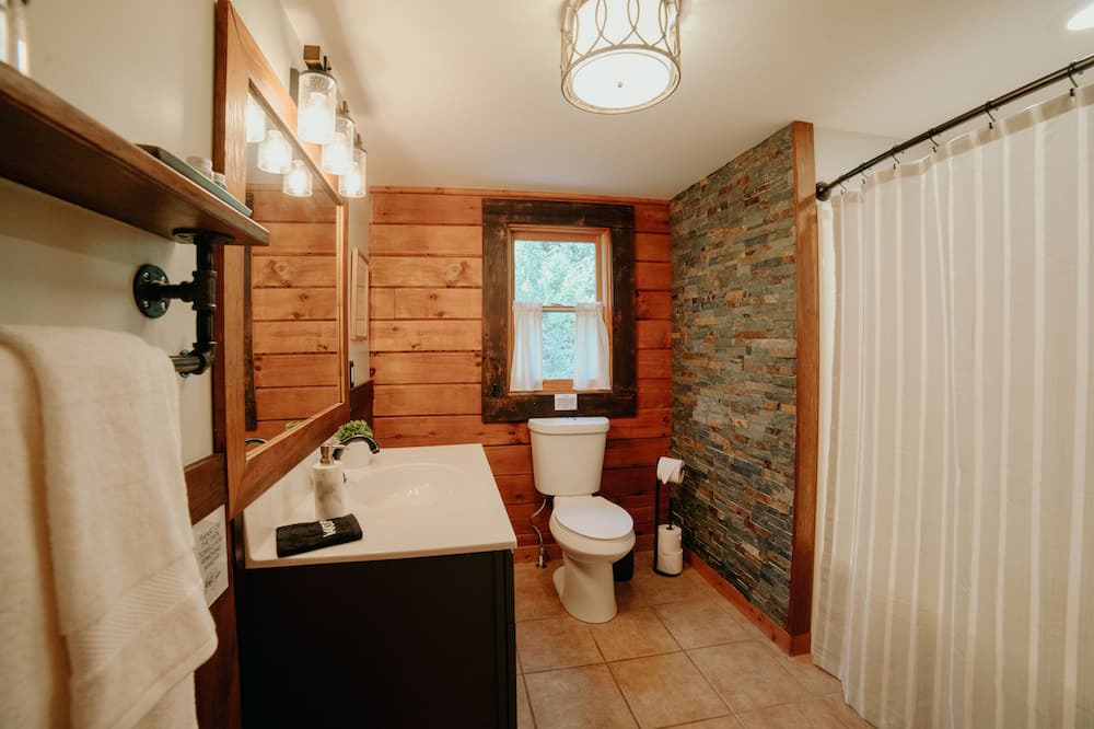 Photo of Bathroom in Bostic