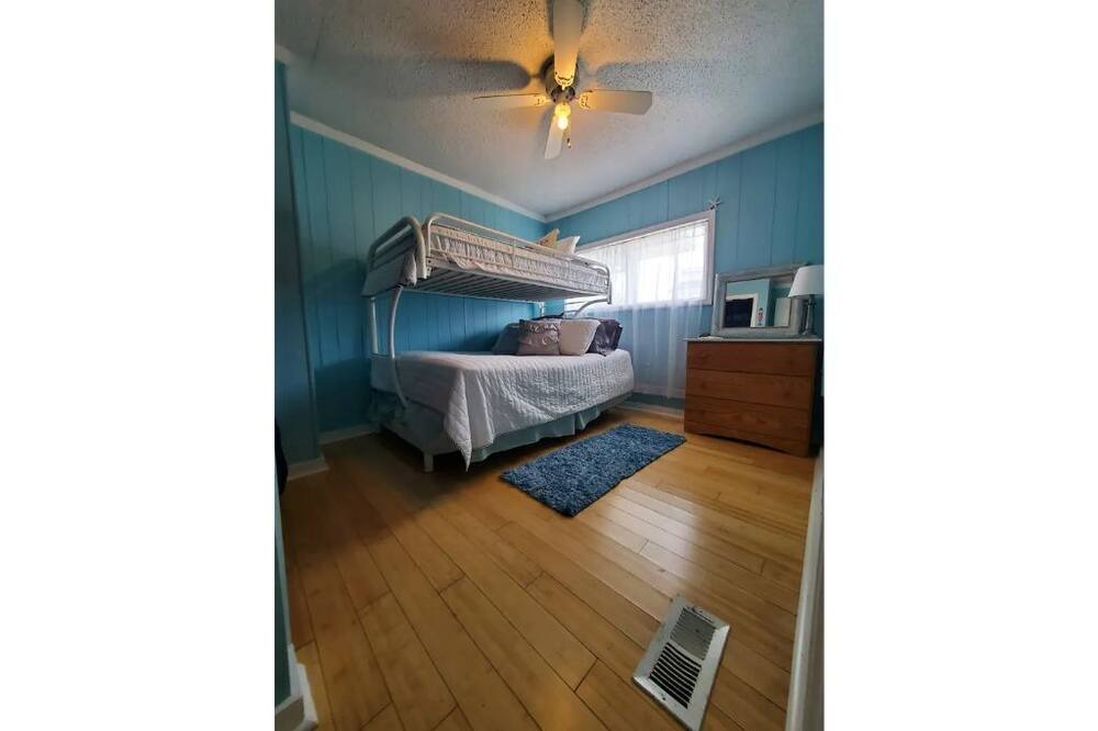 Photo of Others in Wilmington Beach