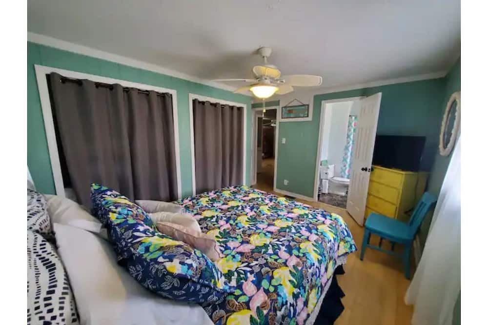 Photo of Bedroom in Wilmington Beach