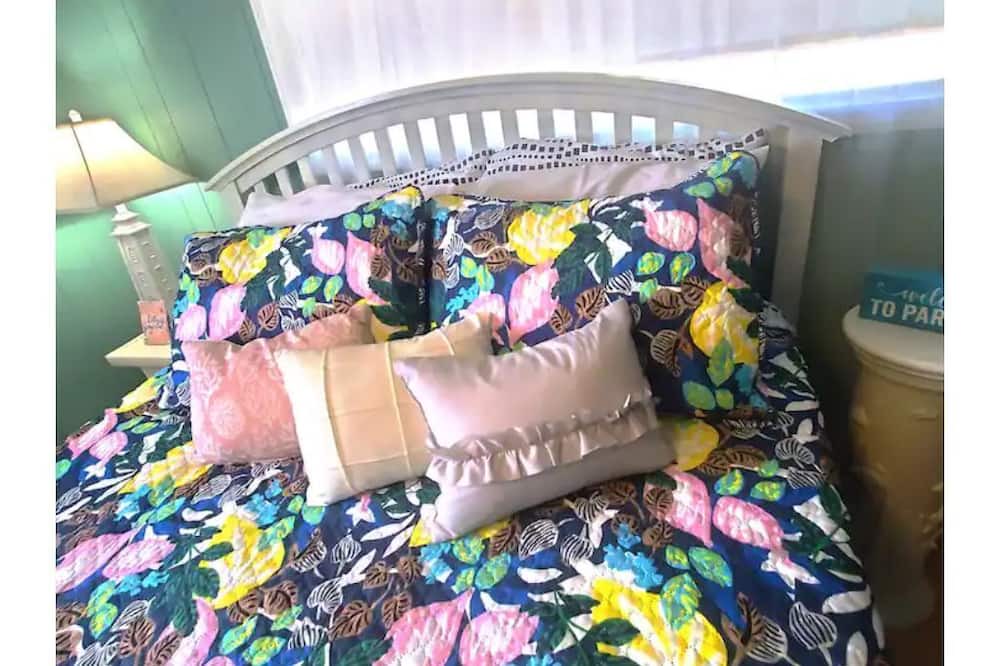 Photo of Bedroom in Wilmington Beach