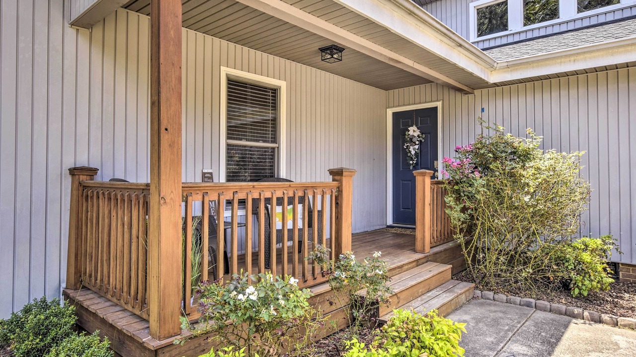 Photo of Outdoor in Olivia