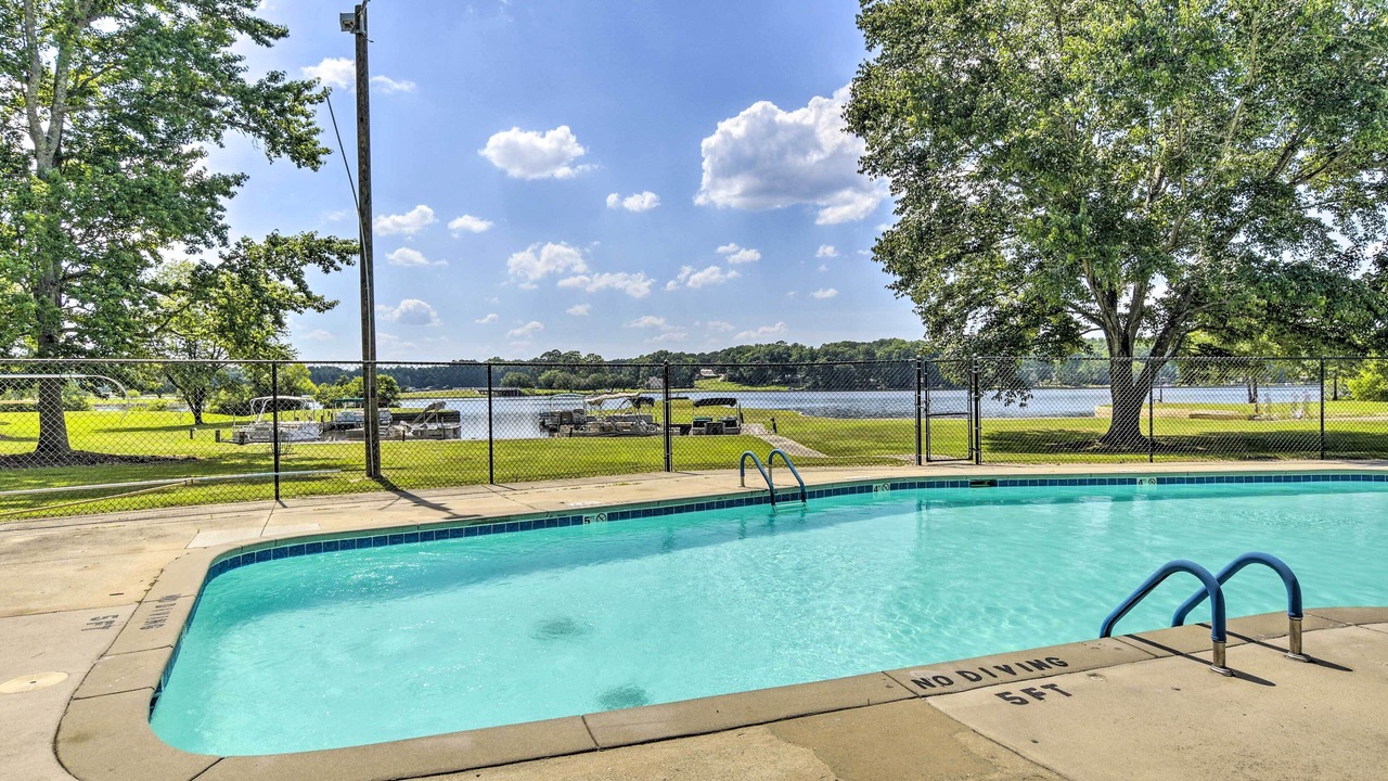 Photo of Outdoor in Olivia