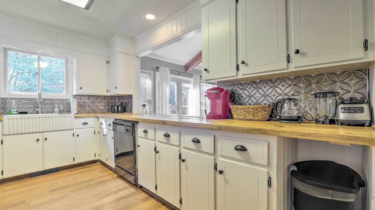 Photo of Kitchen in Olivia