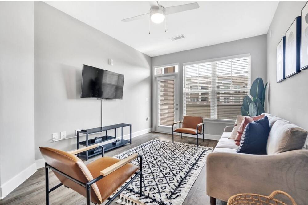 Photo of Livingroom in Paw Creek