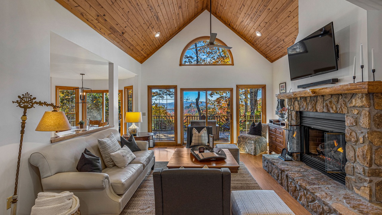 Photo of Livingroom in Highlands Hills